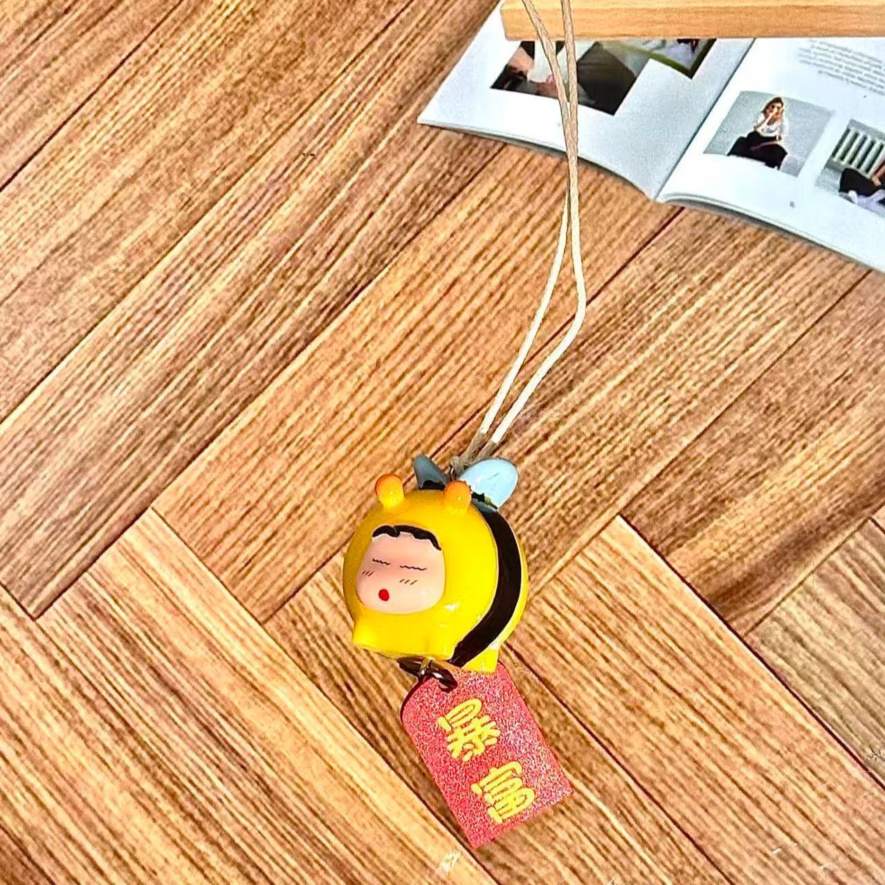 Crayon Shin-chan Bee Cosplay F - Car Accessories For Inside recension och pris